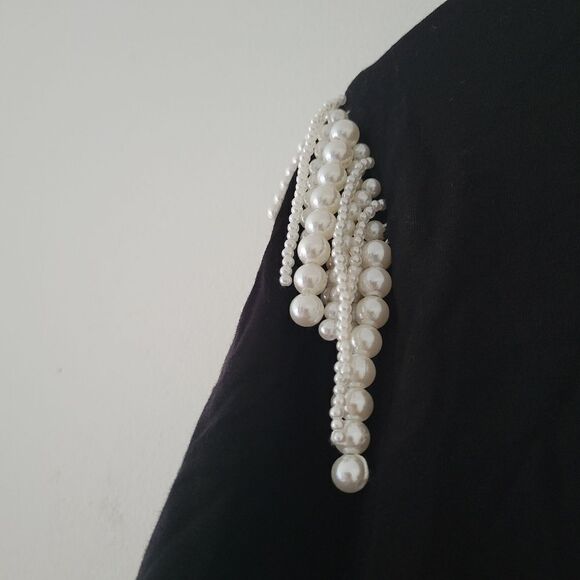 Joie Black Tee Pearl Detail New With Tags Large - Picture 4 of 7